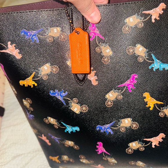 COACH REXY & CARRIAGE  BLACK/MULTI LEATHER repeat Glitter tote. Rare! - Picture 6 of 15